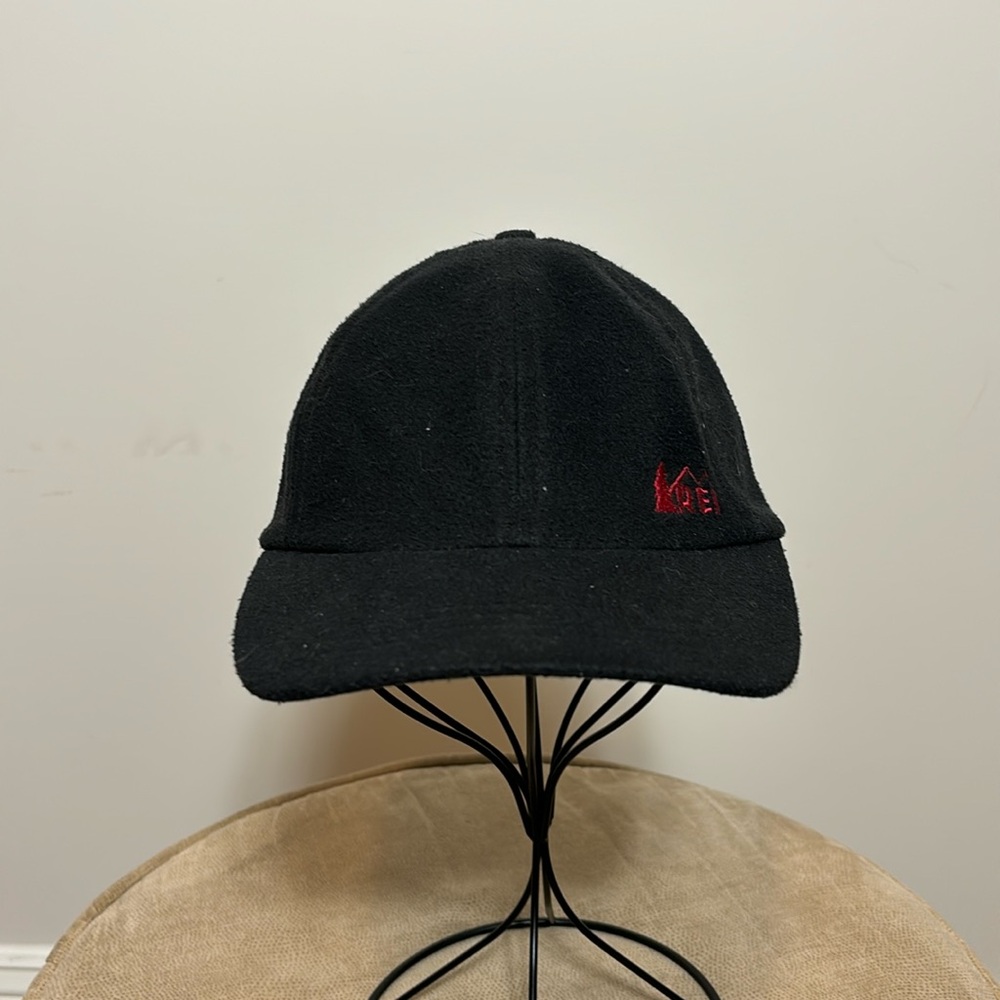 Vintage REI Hat